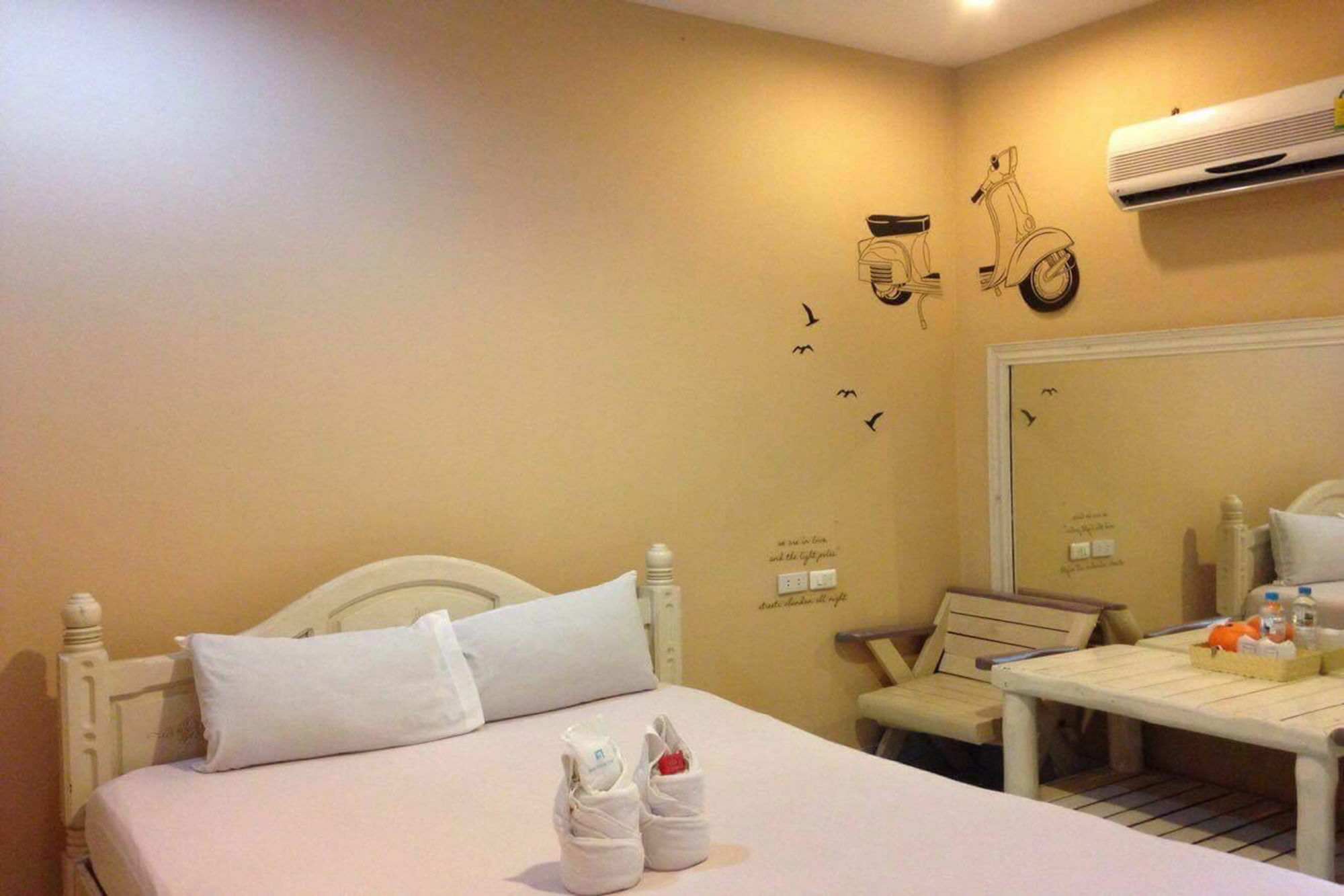 Chang Hotel Чиангмай Экстерьер фото